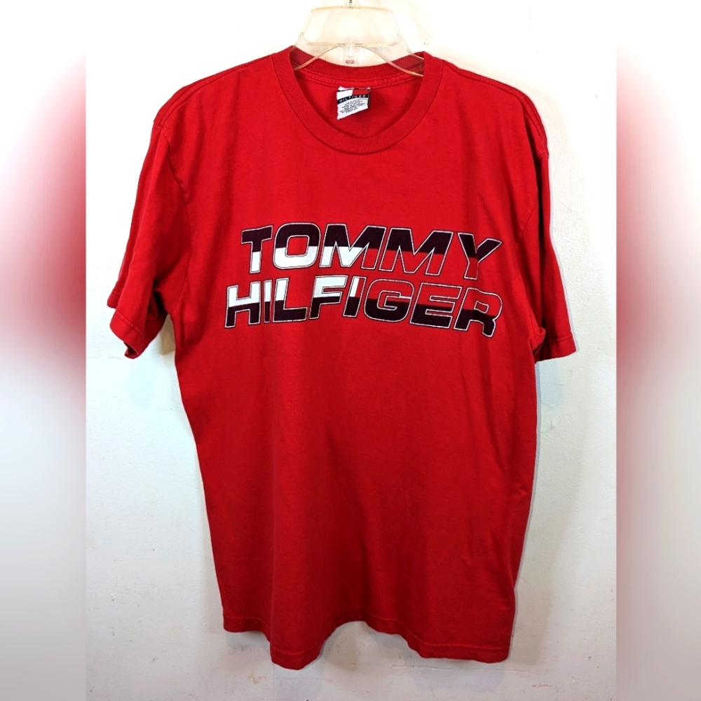 Vintage Tommy Hilfiger Mens Medium Spellout T Shirt Red Short Sleeve Tee.